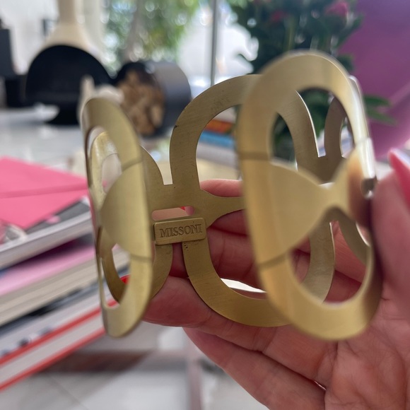 ✨ Missoni Gold / Brass Cuff Bracelet - Vintage ✨ - Picture 8 of 8